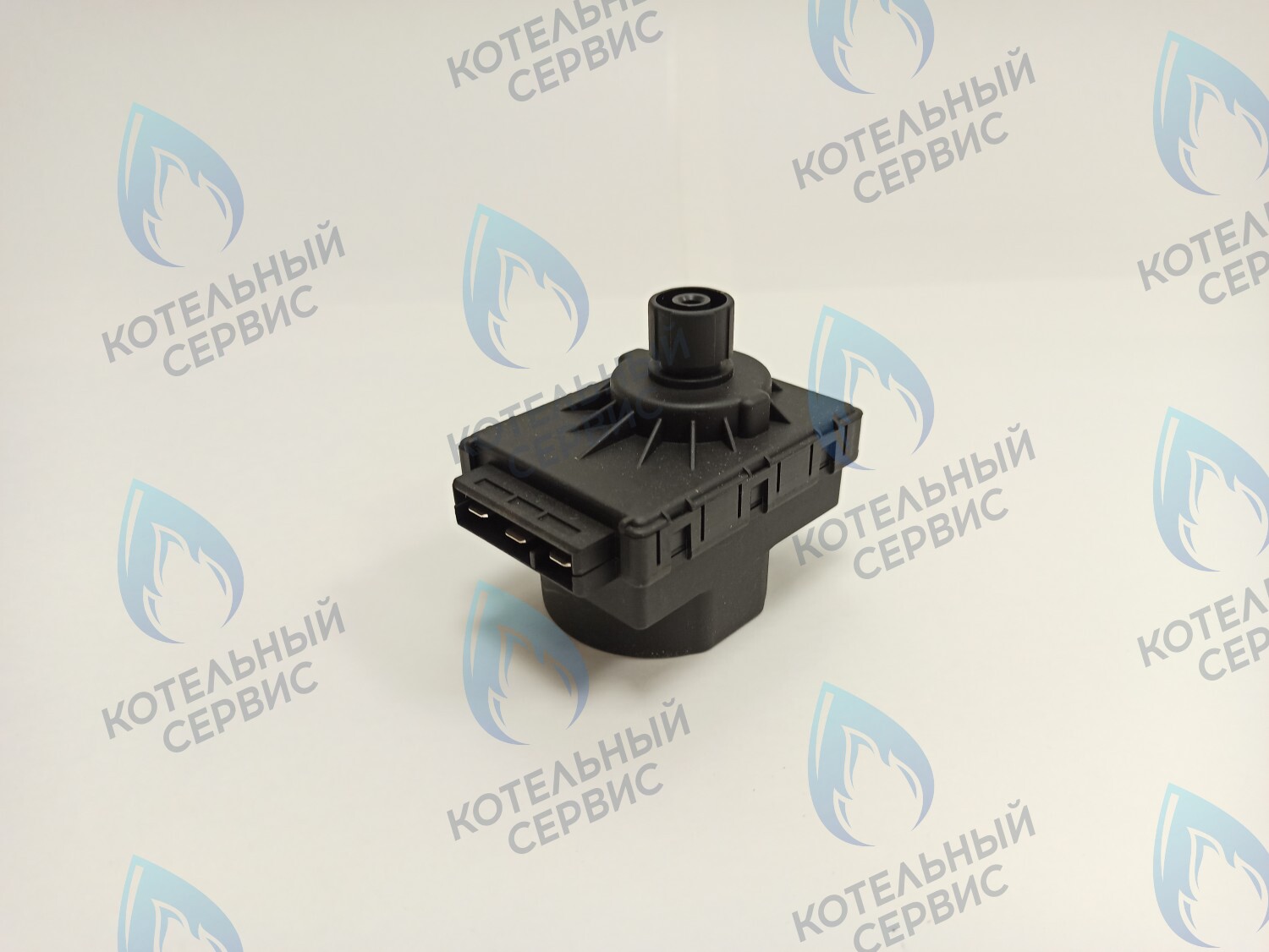 GM001-05 Сервопривод (мотор) трехходового клапана универсальный 7,5мм 220/240v (С) FERROLI, PROTHERM, VIESSMANN, ALPENHOFF, ALPHATHERM, ELECTROLUX, ROC, ELSOTHERM, OASIS, POLYKRAFT, HAIER, CHAFFOTEAUX, ARISTON, MIZUDO, ITALTHERM, THERMEX в Уфе