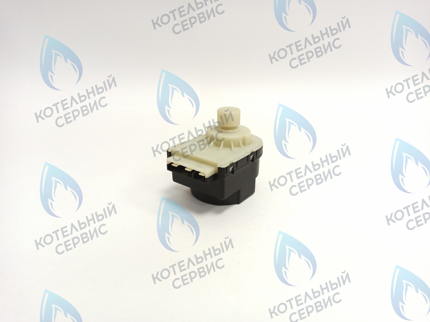 GM002-03 Сервопривод (мотор) трехходового клапана Ariston 10mm – 220/240V в Уфе