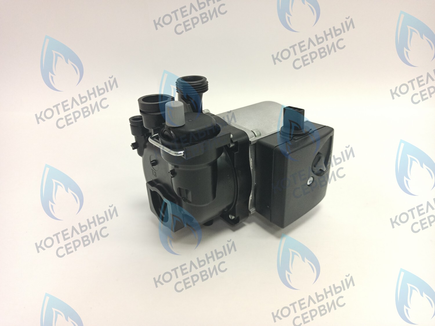 PMB60AW60-GR110BB-Комп Насос циркуляционный GRUNDFOS 15-60 BOSCH WBN2000/WBN6000, BUDERUS U072 (87186450600) в Уфе