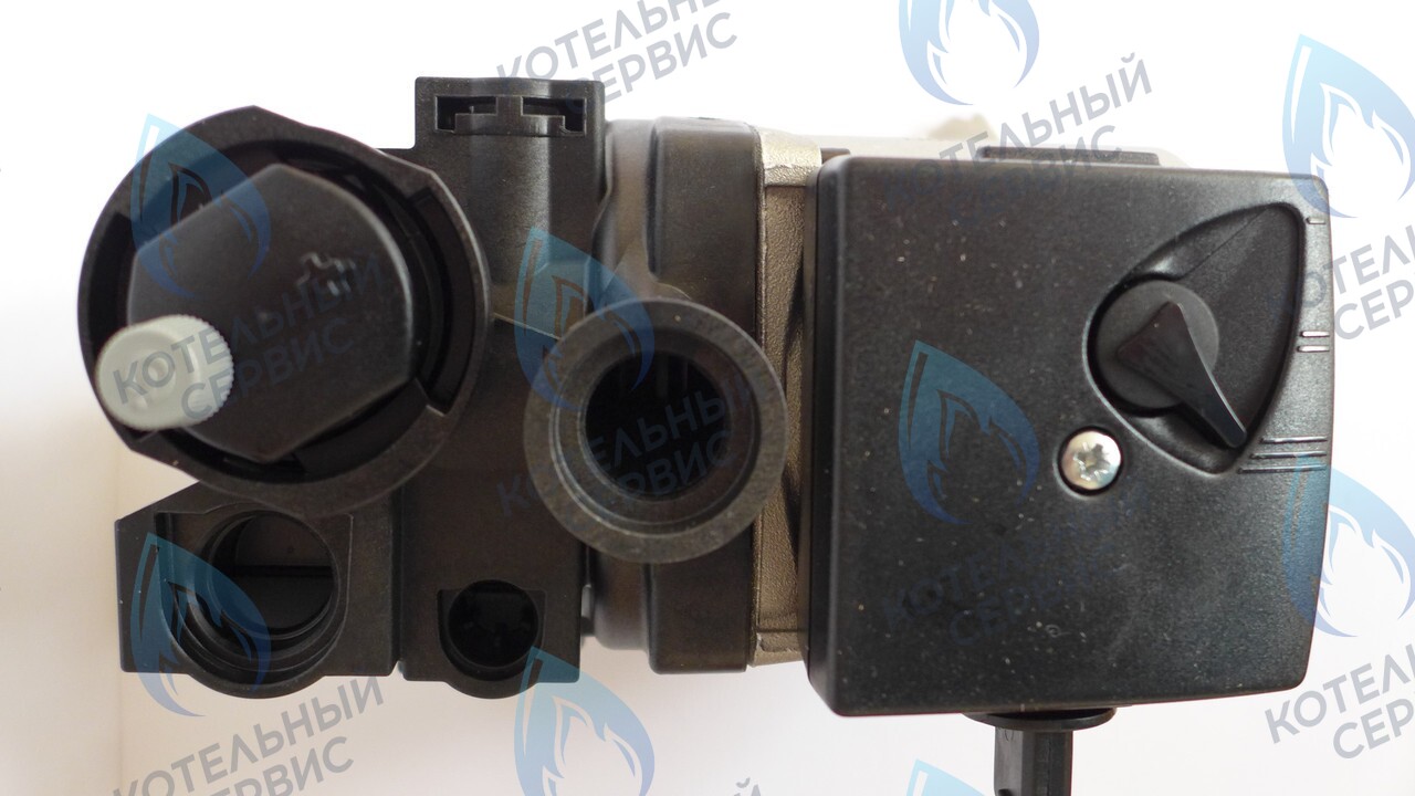 39818450 Насос циркуляционный GRUNDFOS 15-50  (39404220) FERROLI (может стоять насос WILO!) в Уфе