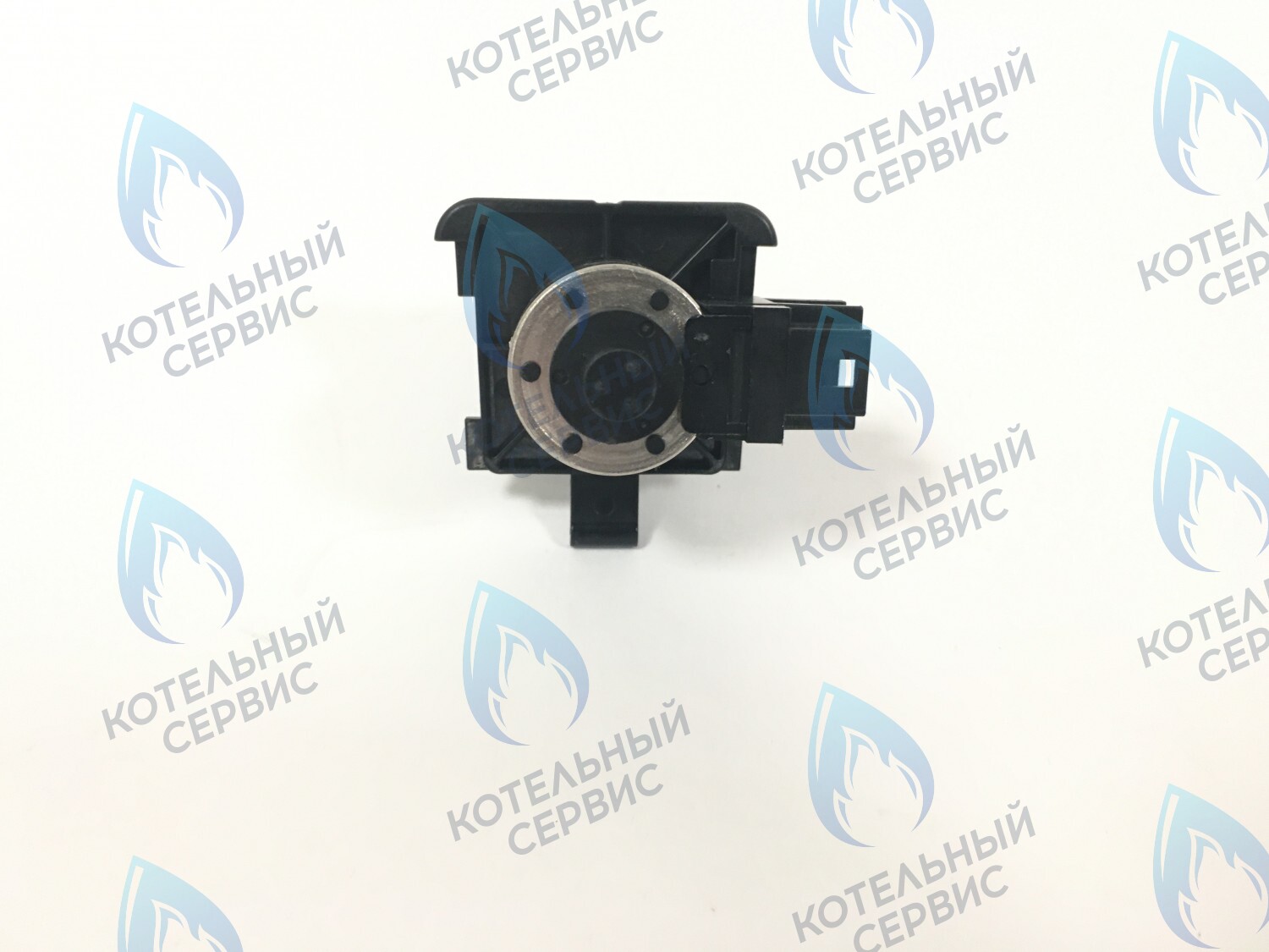 GM010 Мотор BOSCH, BUDERUS (87160113600, 87186828390, 19928669), VIESSMANN (7822764) в Уфе