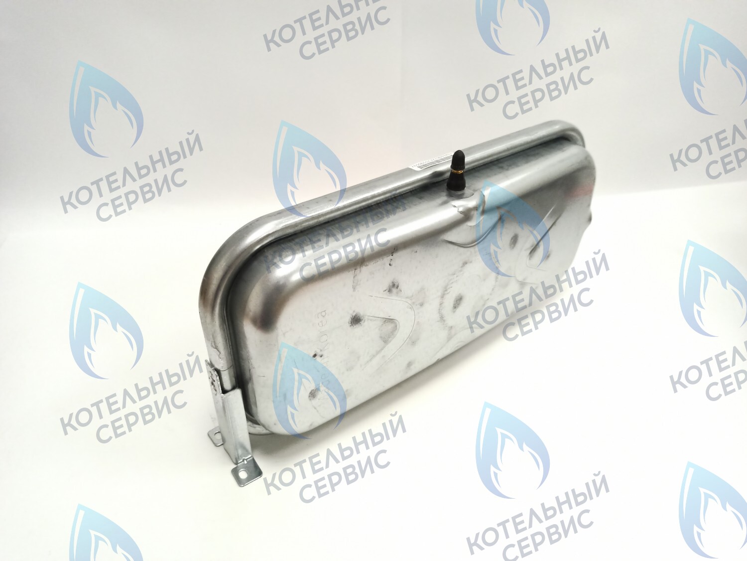 30003945F Бак расширительный NAVIEN Deluxe 13-24K, Deluxe Coaxial 13-24K, Deluxe Plus 13-24k, Deluxe Plus Coaxial 13-4K, Smart Tok Coaxial 13-24K, Prime Coaxial 13-24K, Ace 13-24K, Ace Coaxial 13-24K, Atmo 13-24A в Уфе