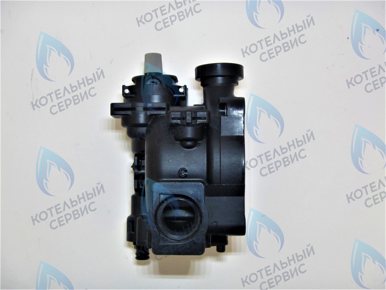 PMF01CW Улитка циркуляционного насоса (отверстие сзади, одно справа сбоку) FERROLI ARENA, DIVA под насос WILO (W21CW) в Уфе