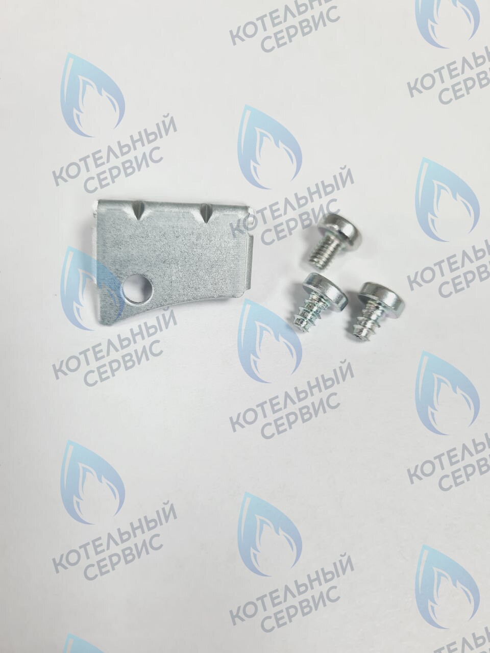 30033137A Металлический крепежный кронштейн  для замены нового насоса Шинху на существующий Фиксирующая скоба (1EA), болт (M4, 1EA), винт (4×6, 2EA) для Deluxe S/ONE, NCB 700 (необходим при замене 30033192A на 30020779B) в Уфе